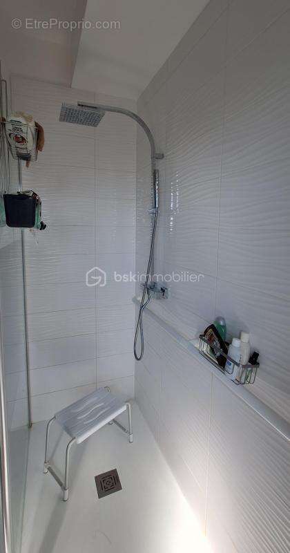 Maison à SAINT-BERTHEVIN-LA-TANNIERE