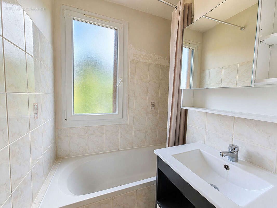 A vendre - Appartement Epinay Sur Seine - 3 pièces, 2 chambres - photo 7