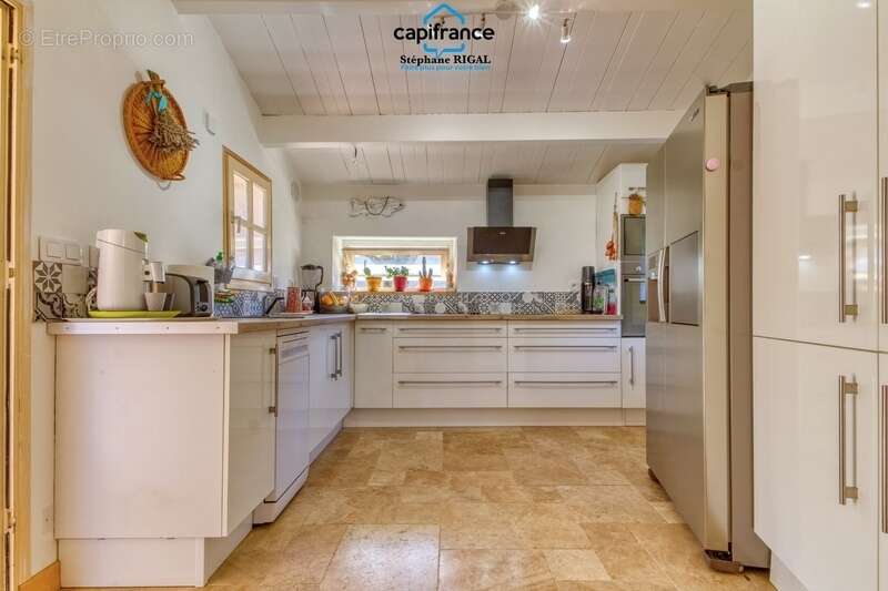 Maison à PUY-L&#039;EVEQUE