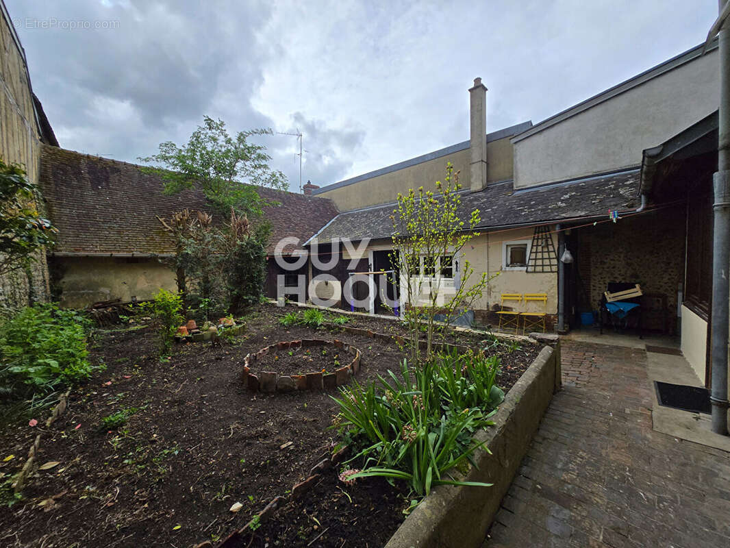 Maison à VERNEUIL-SUR-AVRE