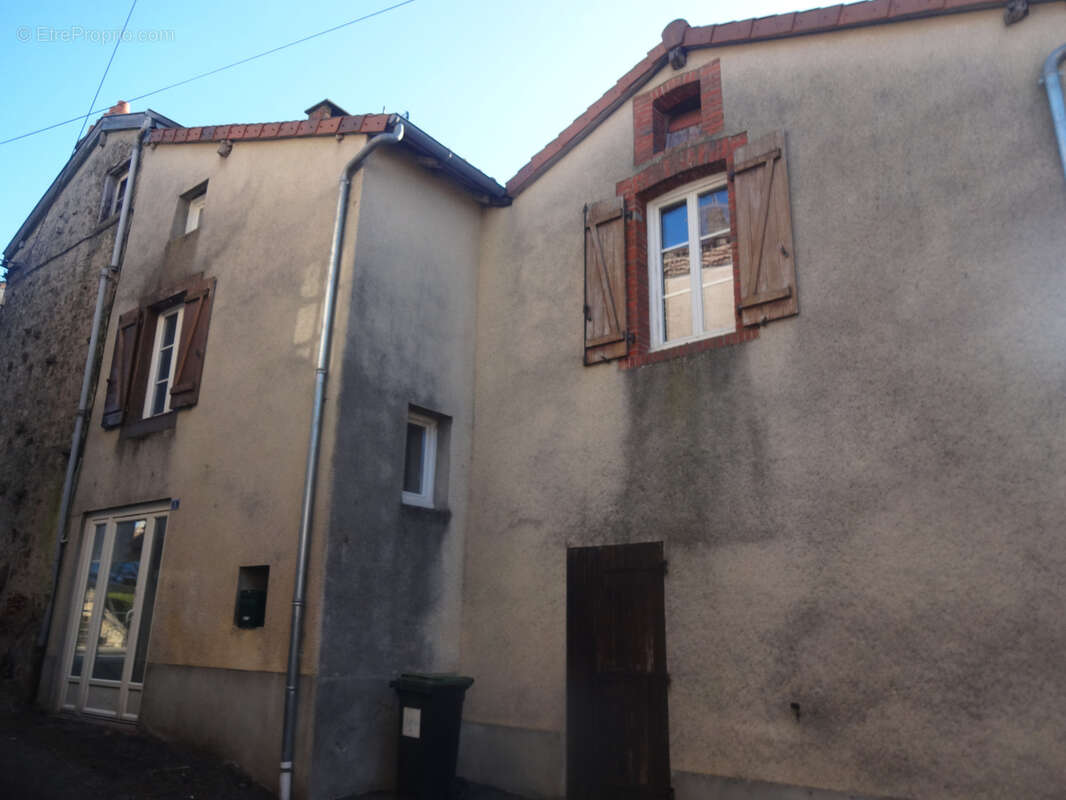 Maison à BERNEUIL