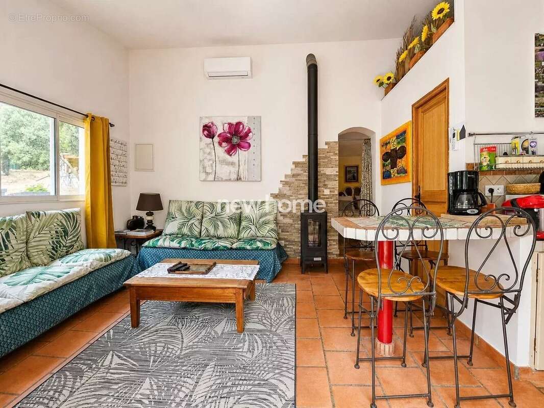 Élégante propriété de caractère avec très belle vue, piscine et gîte indépendant - photo 29