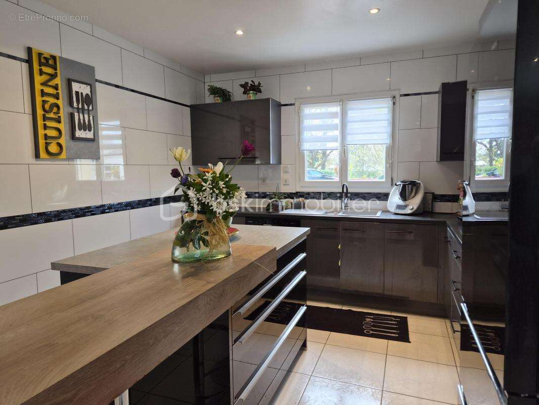 Maison à JOUE-LES-TOURS