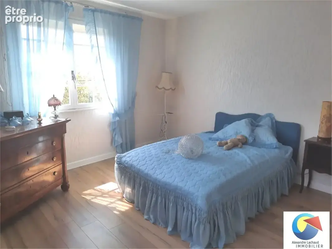 Maison 5 pièces 140 m² à vendre à Cessieu (38110) - photo 6