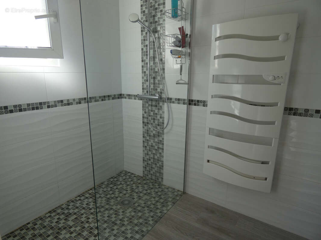 Maison à BOISSET-ET-GAUJAC