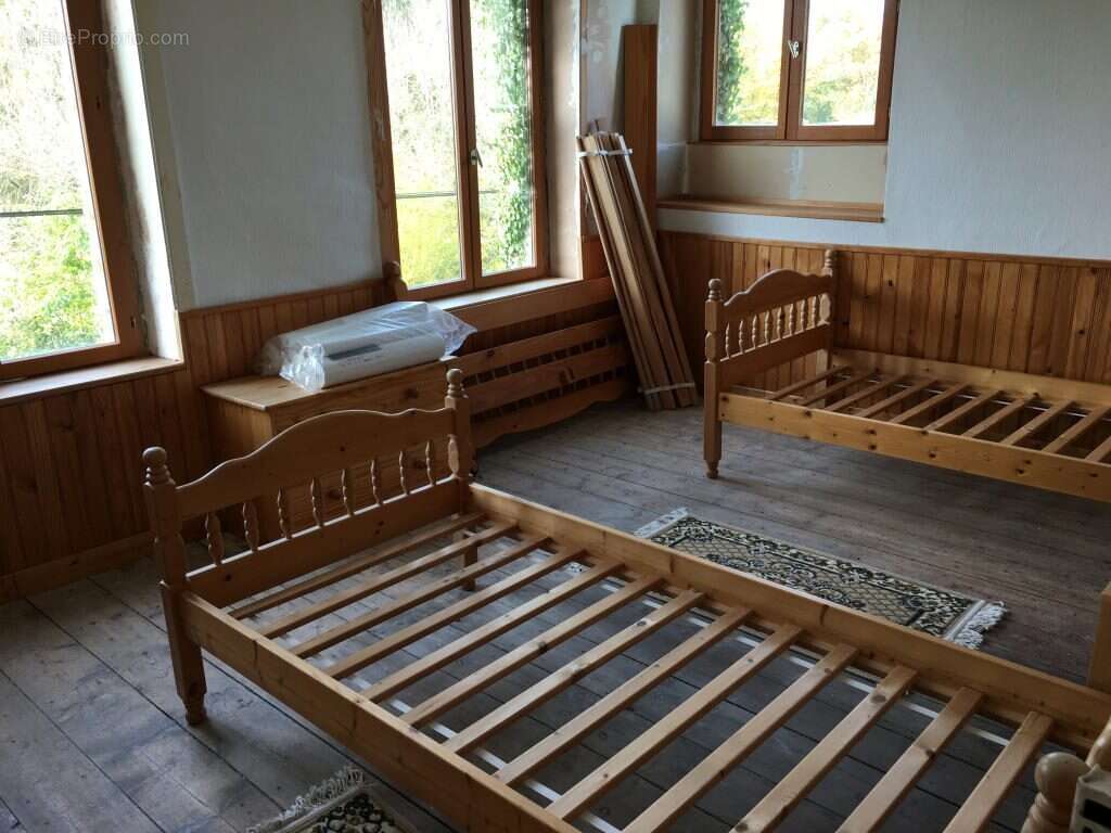 Maison à CONDE-SUR-NOIREAU