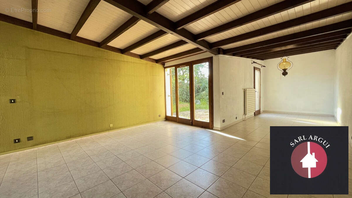 Maison à ROISSY-EN-BRIE