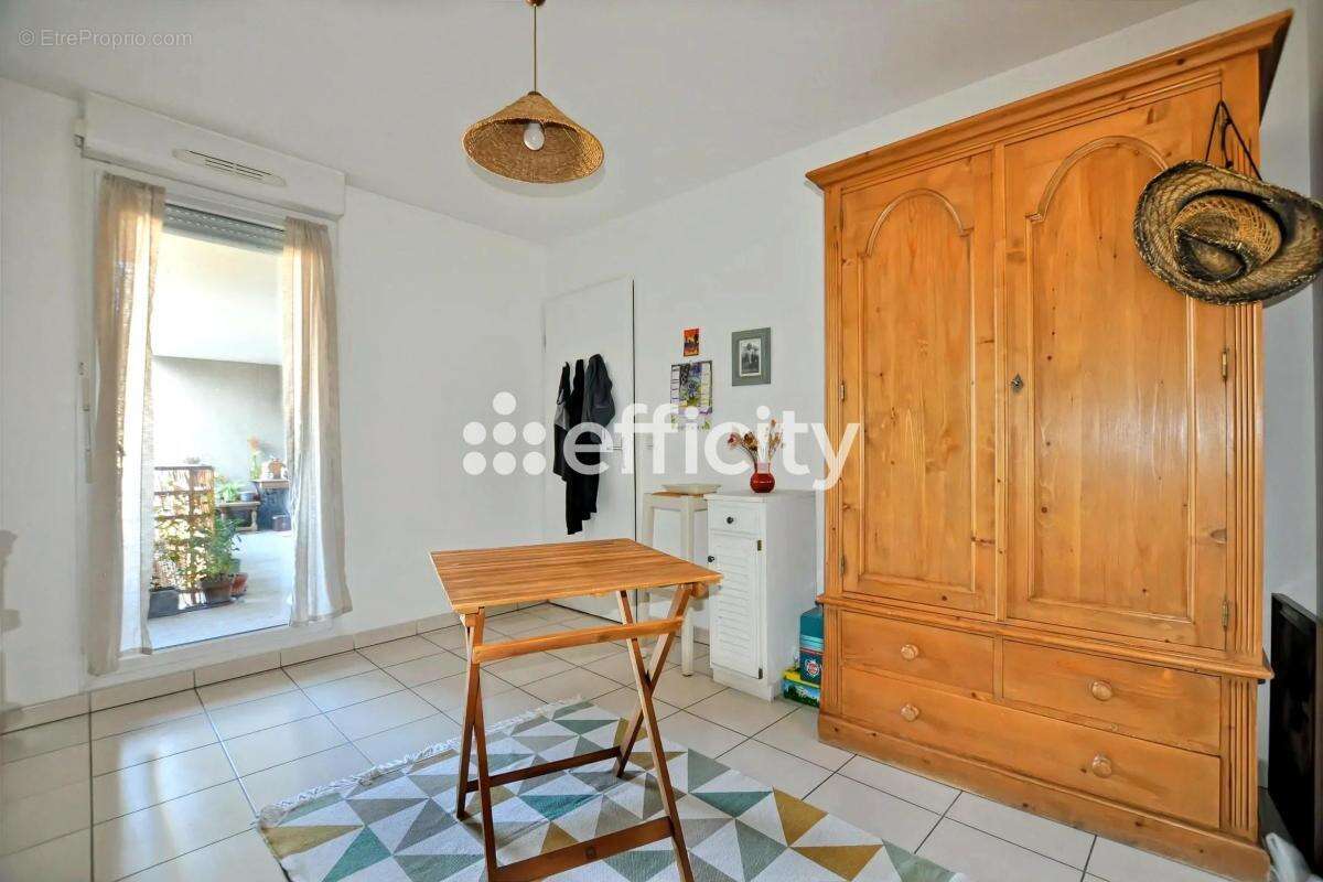 Appartement à VENISSIEUX