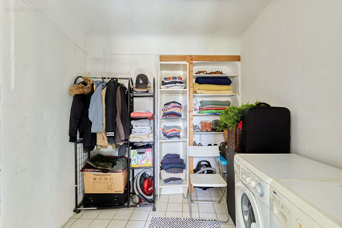 Maison à SAINT-CANNAT