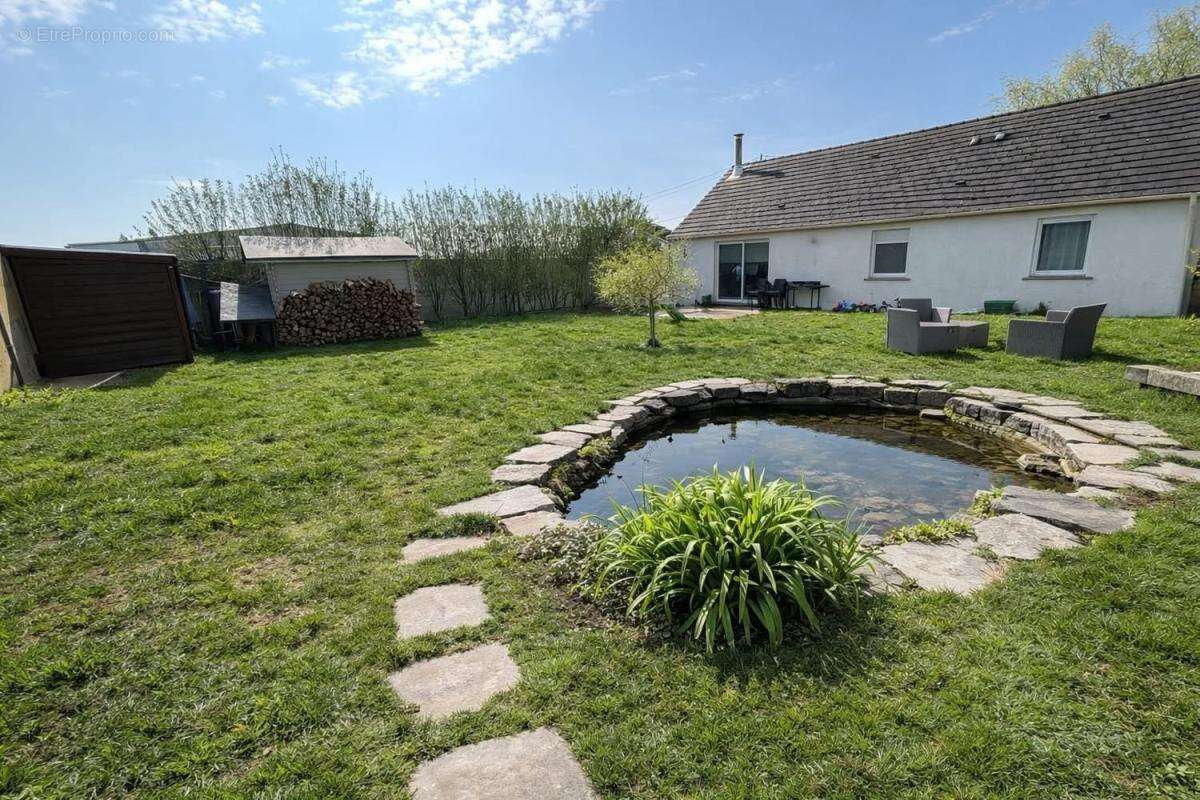 Maison à FERRIERE-LA-GRANDE