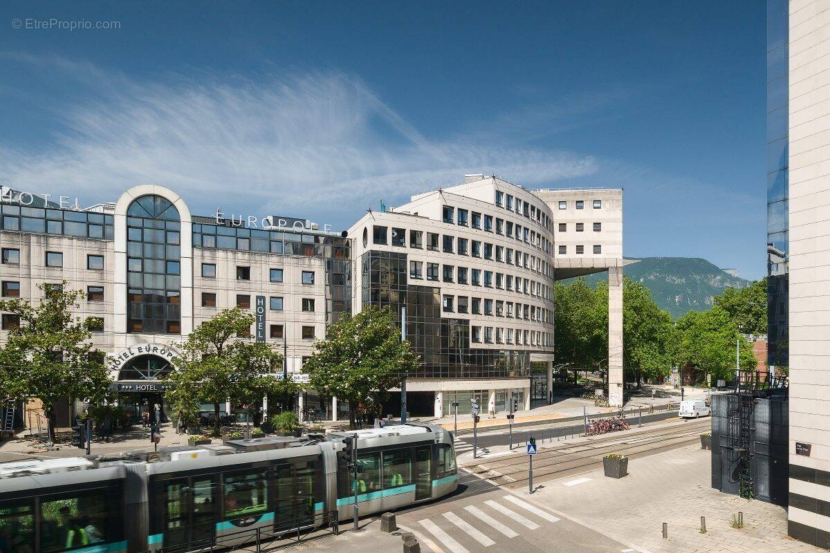 Commerce à GRENOBLE