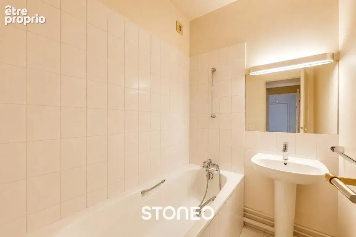 Neuilly-sur-Seine I Quartier Pasteur  I Appartement de 4 pièces - 104m² – 2 chambres, 1 balcon, 2 parkings - photo 10
