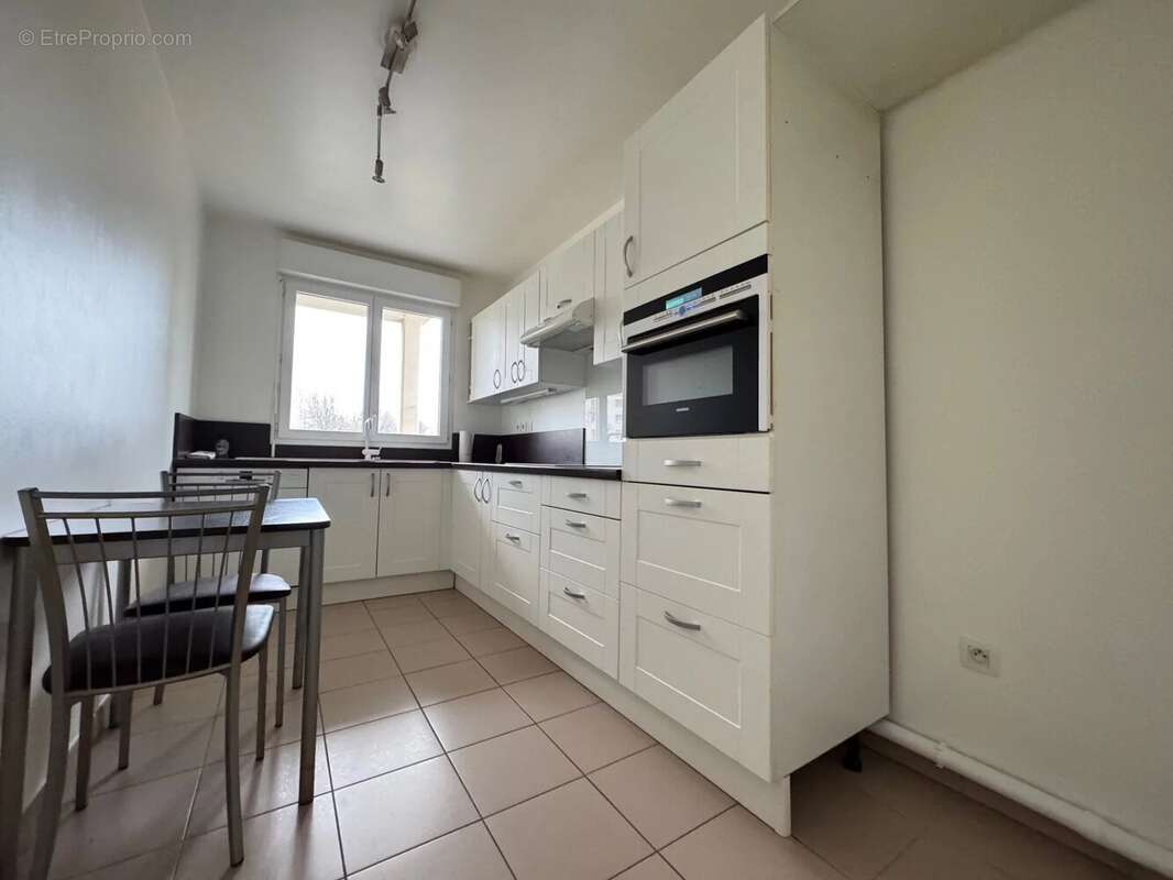 Appartement à LE PLESSIS-TREVISE