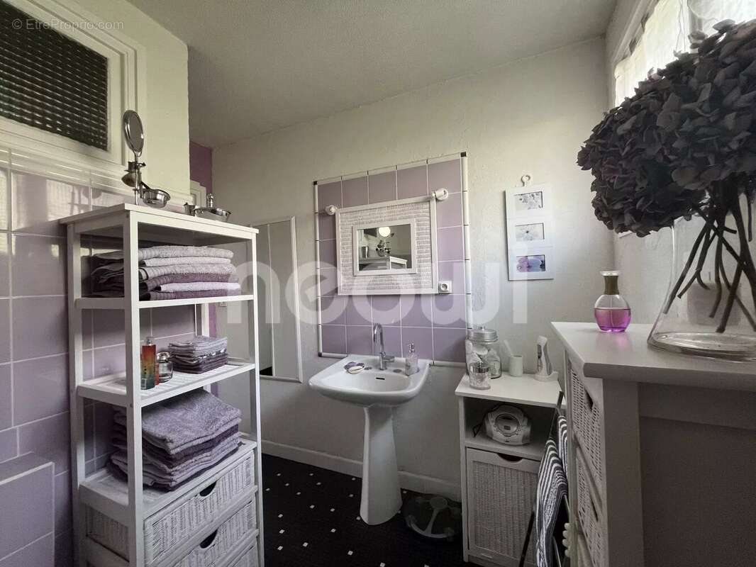 Maison à CHATELGUYON