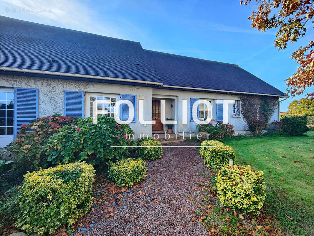 Maison à SAINT-FROMOND