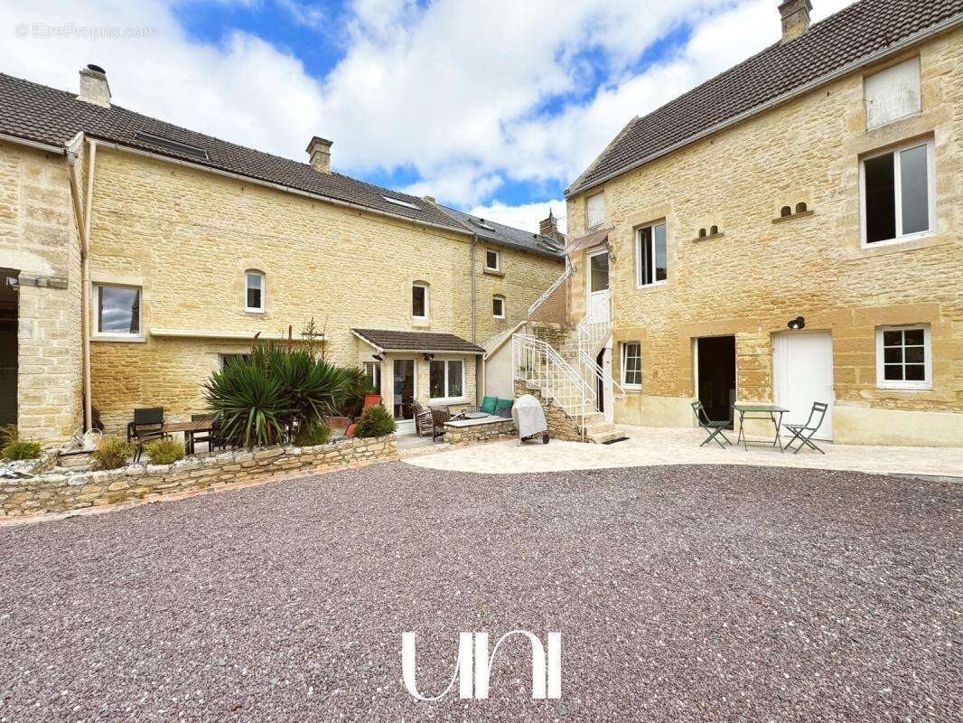 Maison à LUC-SUR-MER