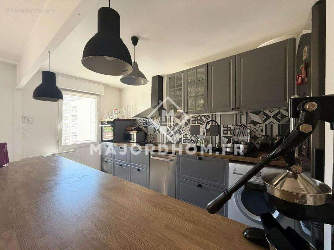 Appartement à MARSEILLE-8E