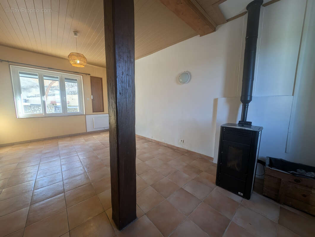 Maison à LEZIGNAN-CORBIERES