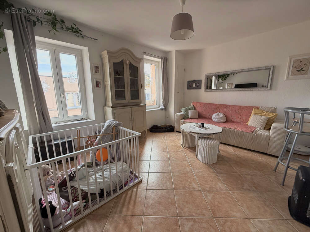 Appartement à LE ROVE