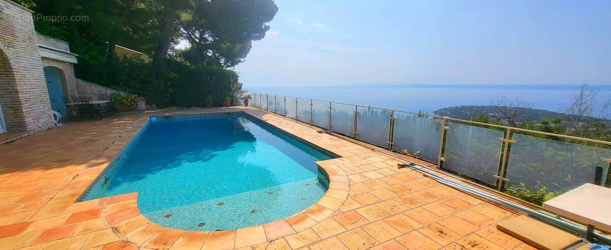 Maison à ROQUEBRUNE-CAP-MARTIN