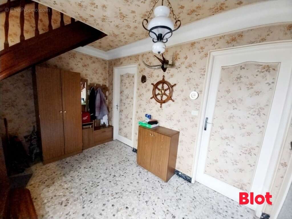 Maison 86 m² à Le Relecq-Kerhuon  - photo 4