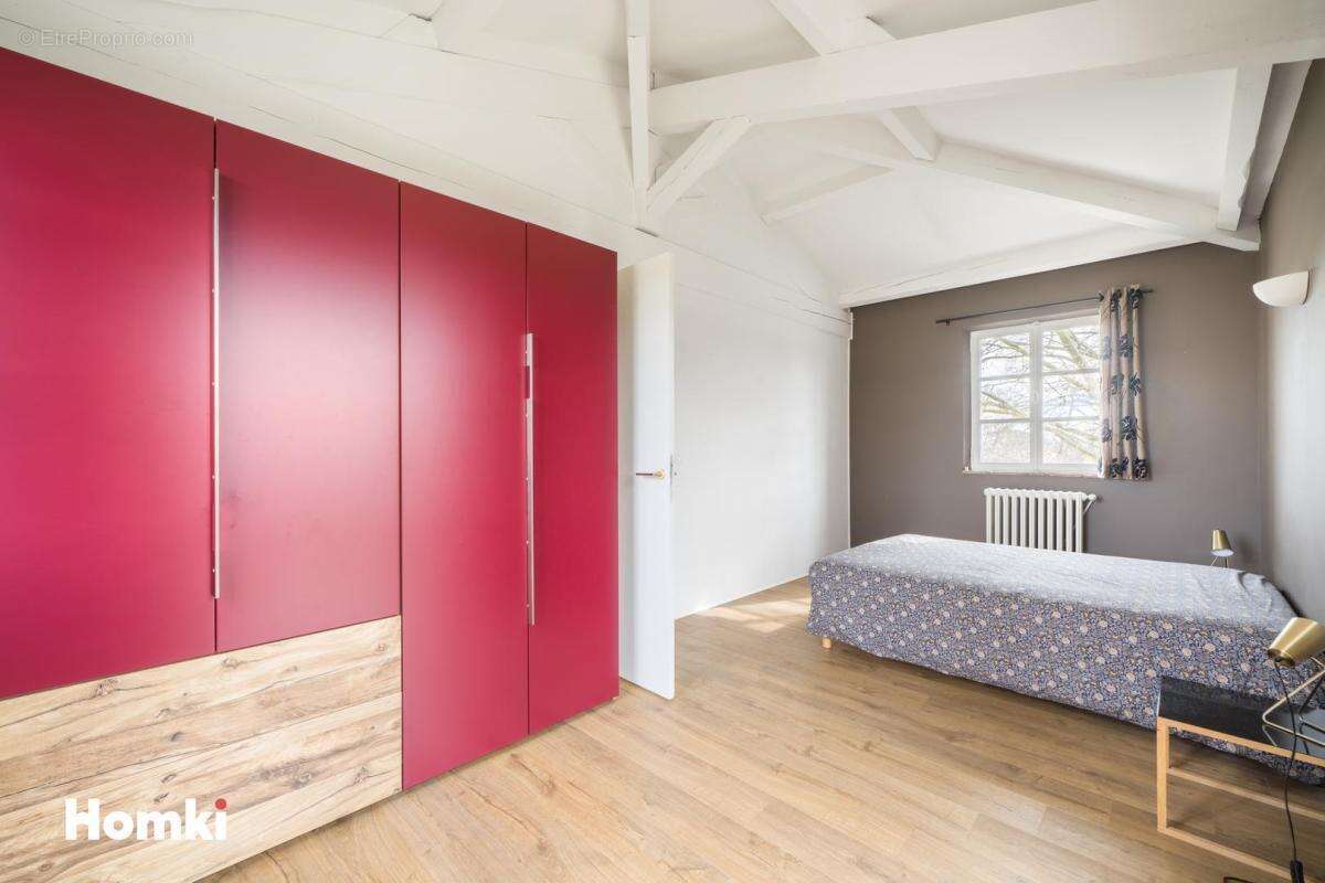 Maison à MONTAREN-ET-SAINT-MEDIERS