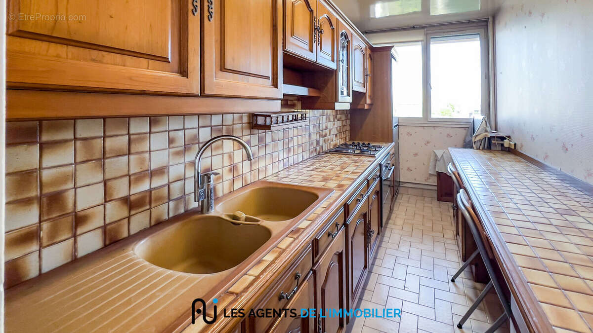 Appartement à NANTERRE