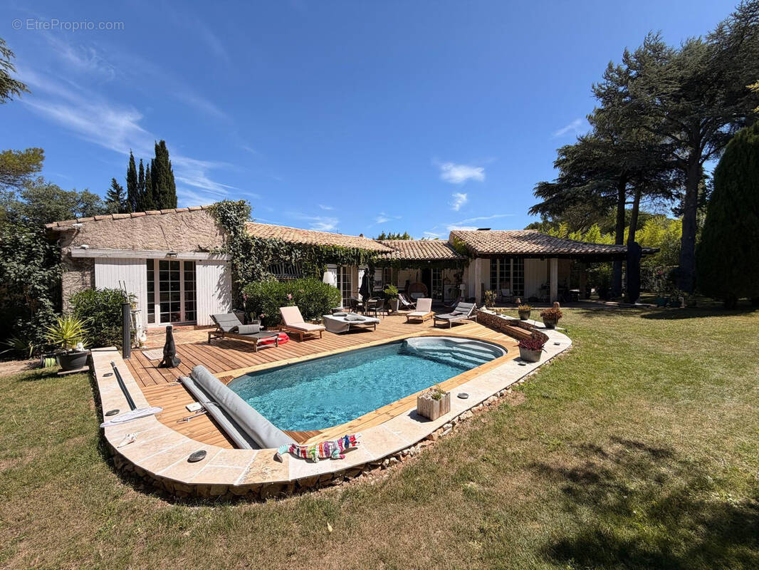 Maison à NIMES
