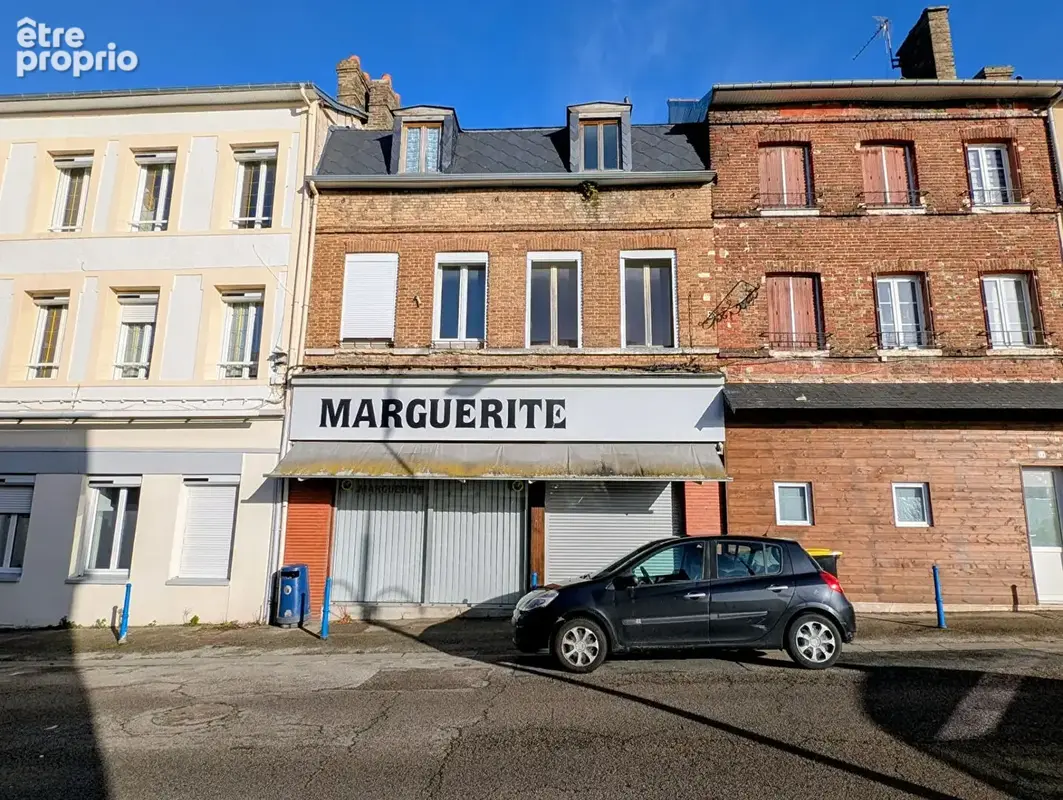 Appartement 5 pièces 370 m² · à Saint-Aubin-lès-Elbeuf · 370 m² · 89 000 €