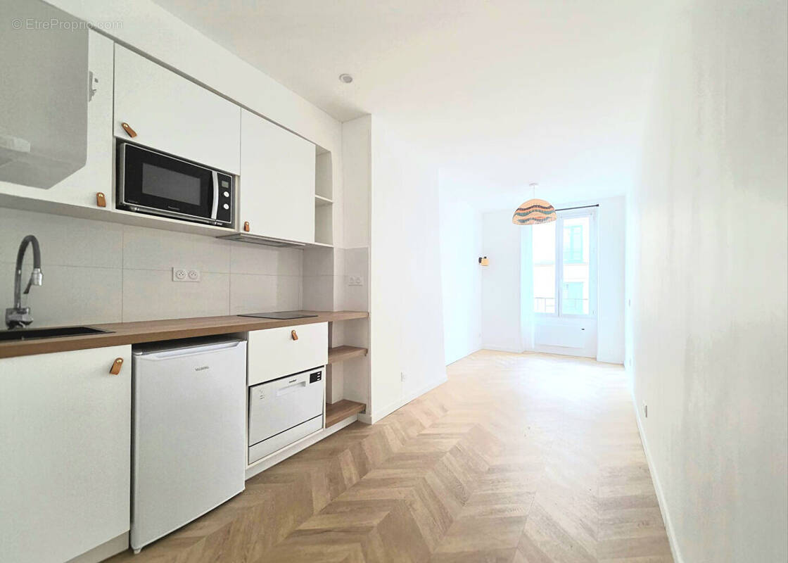 Appartement à PARIS-11E