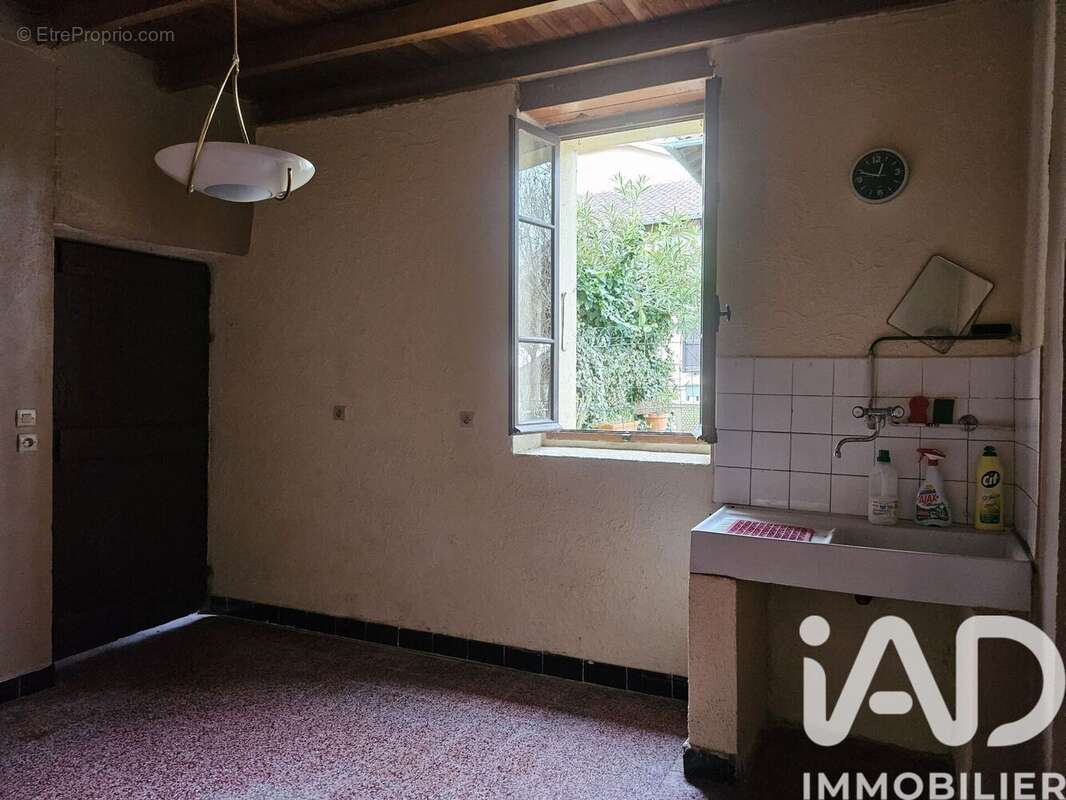 Maison 90 m² à Puymaurin  - photo 6