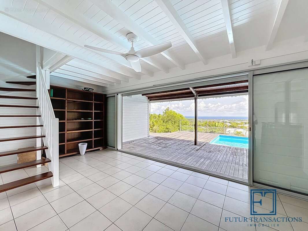 Maison à SAINTE-ANNE