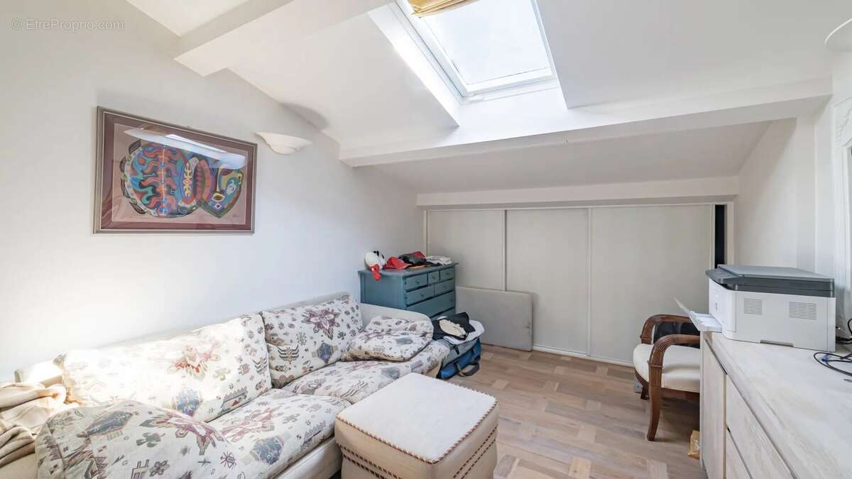 Maison à LES ISSAMBRES