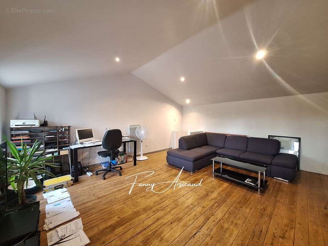 Maison à PUYRAVAULT