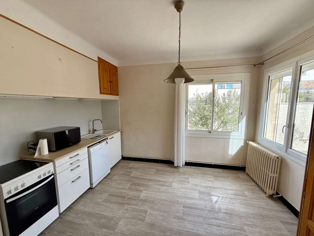 Maison à VILLETELLE