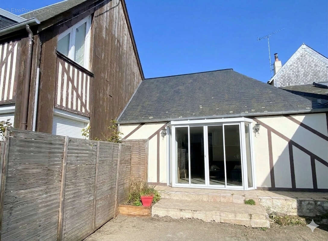 Maison à TROUVILLE-SUR-MER