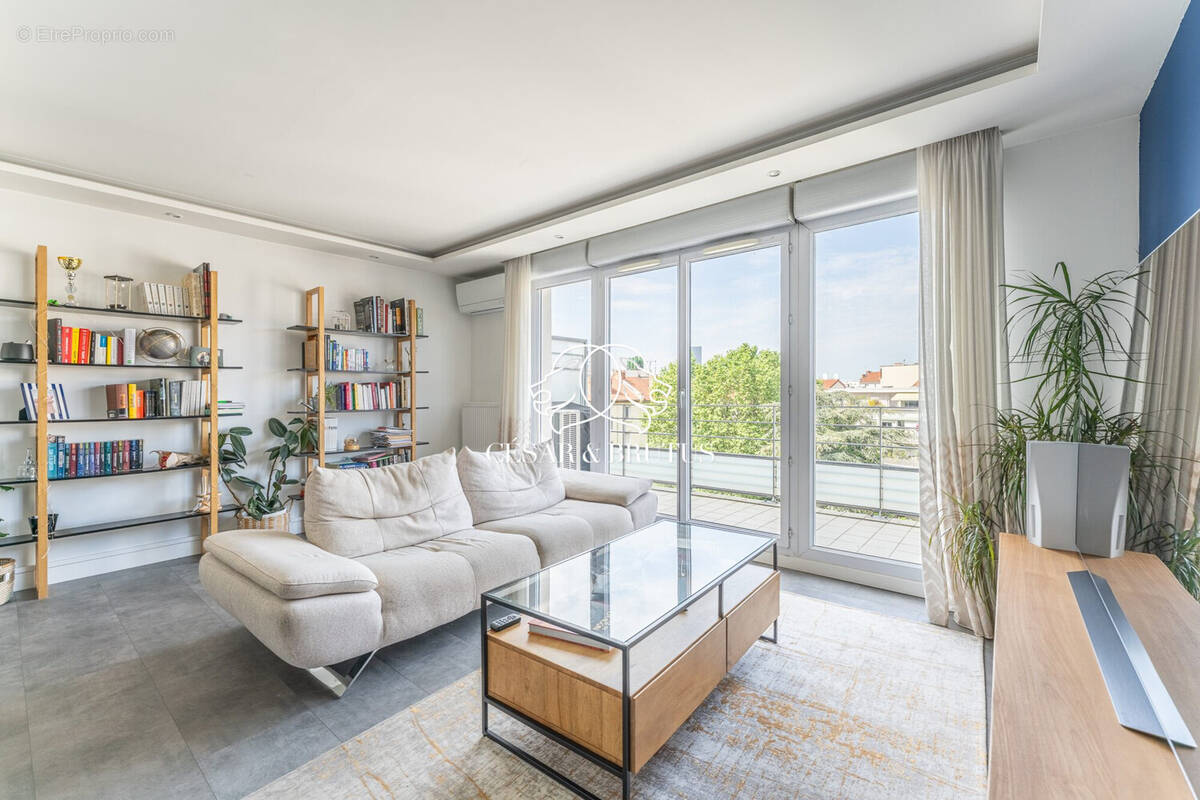 Appartement à LYON-8E