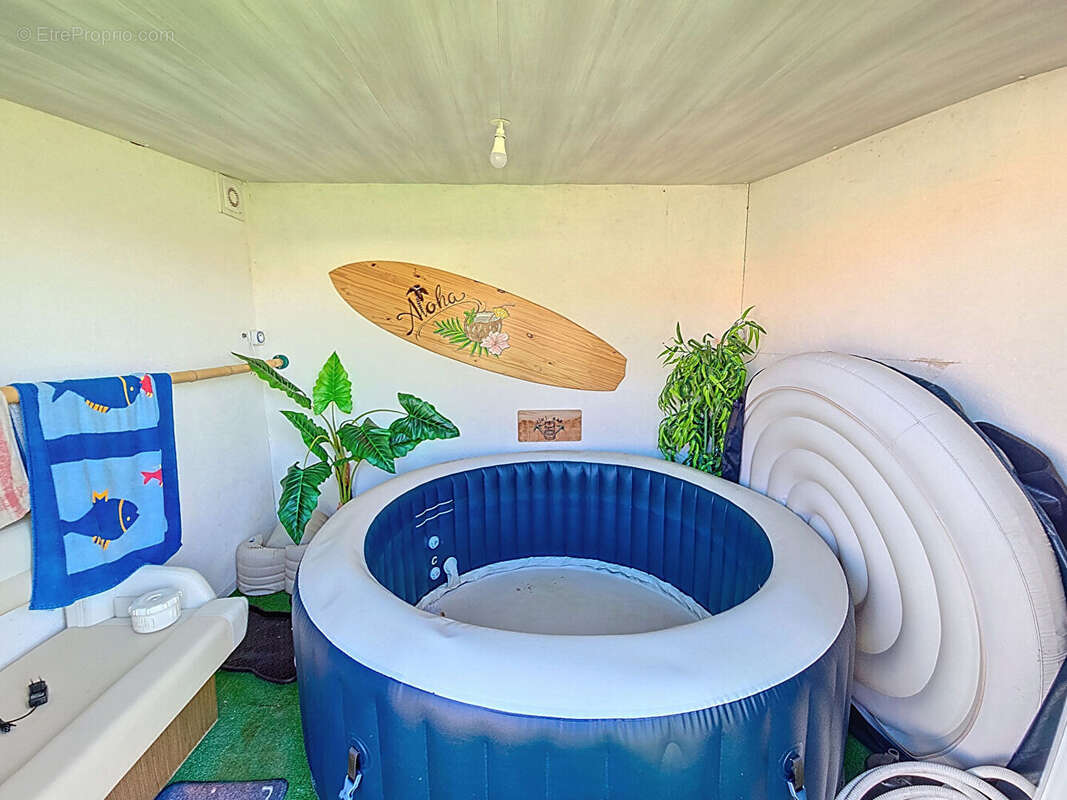 Maison à SAINT-MAIXENT-SUR-VIE