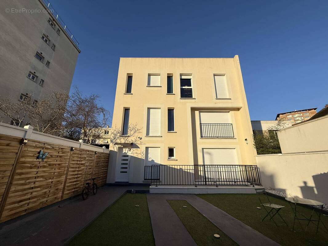 Appartement à MONTREUIL