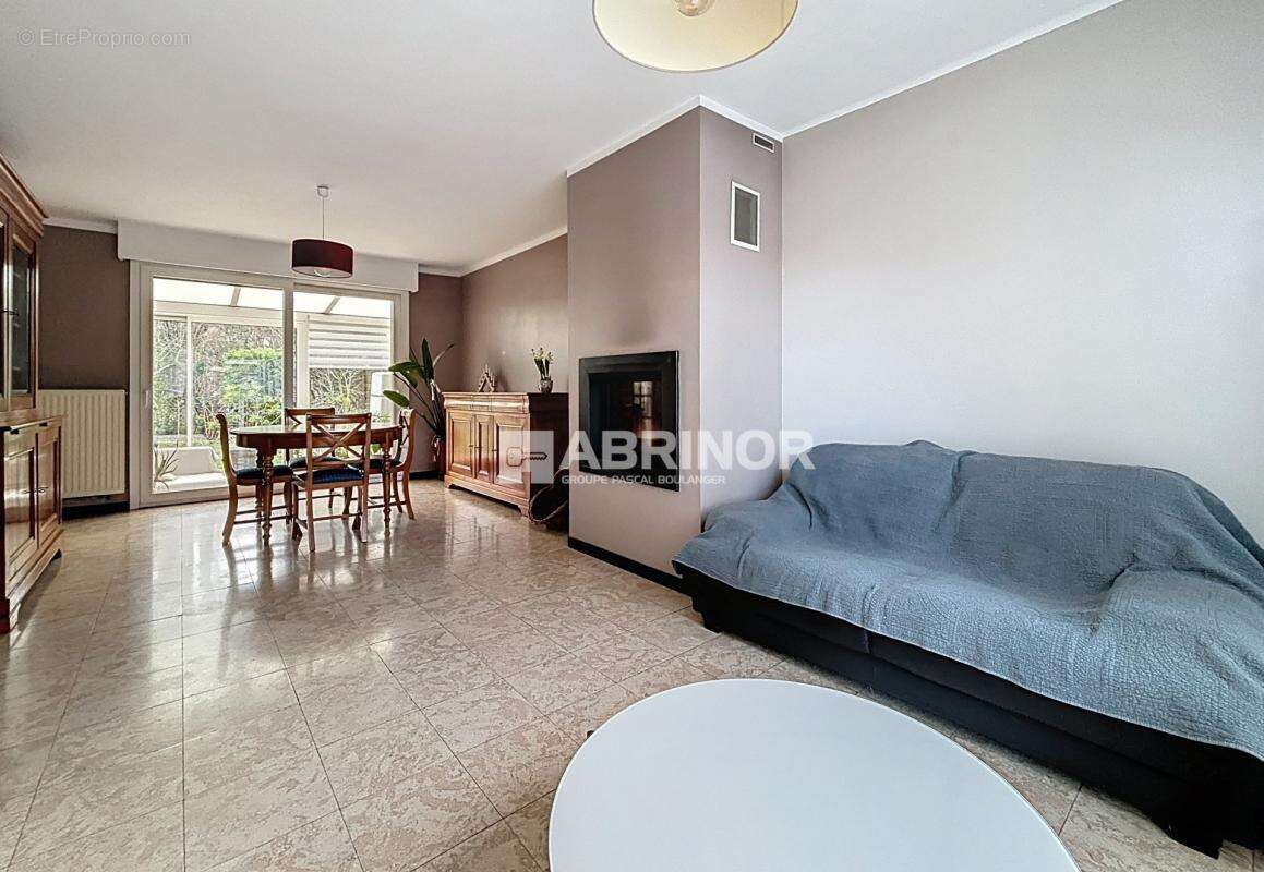 Maison à MARCQ-EN-BAROEUL