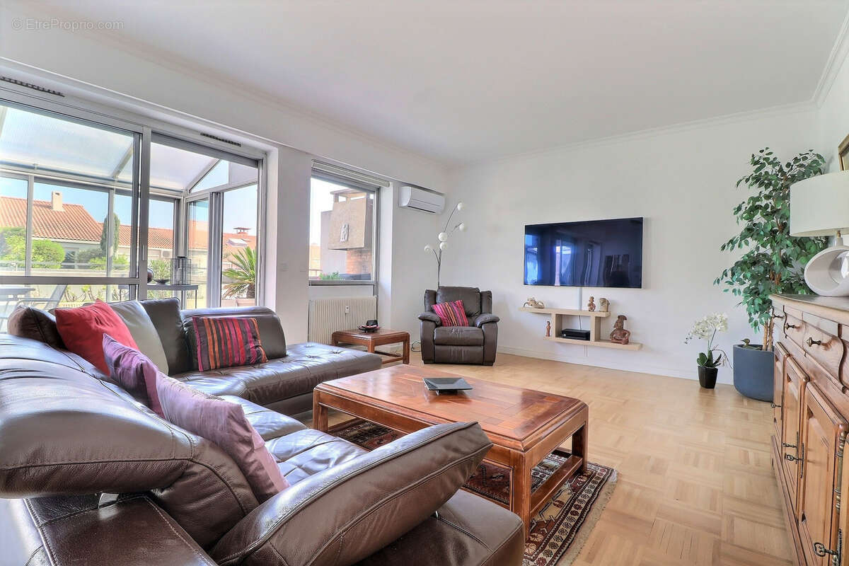 Appartement à MARSEILLE-8E