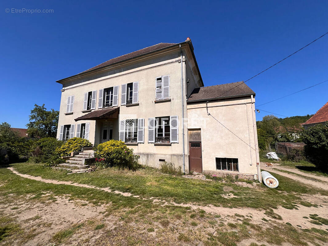 Maison à MARCOUSSIS