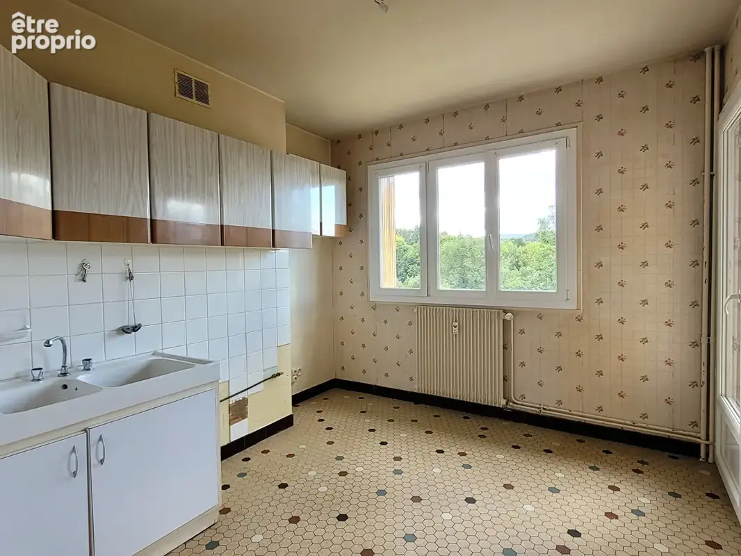 Appartement T3 de 72 m² avec balcon, garage et cave, Proche centre-ville - photo 4