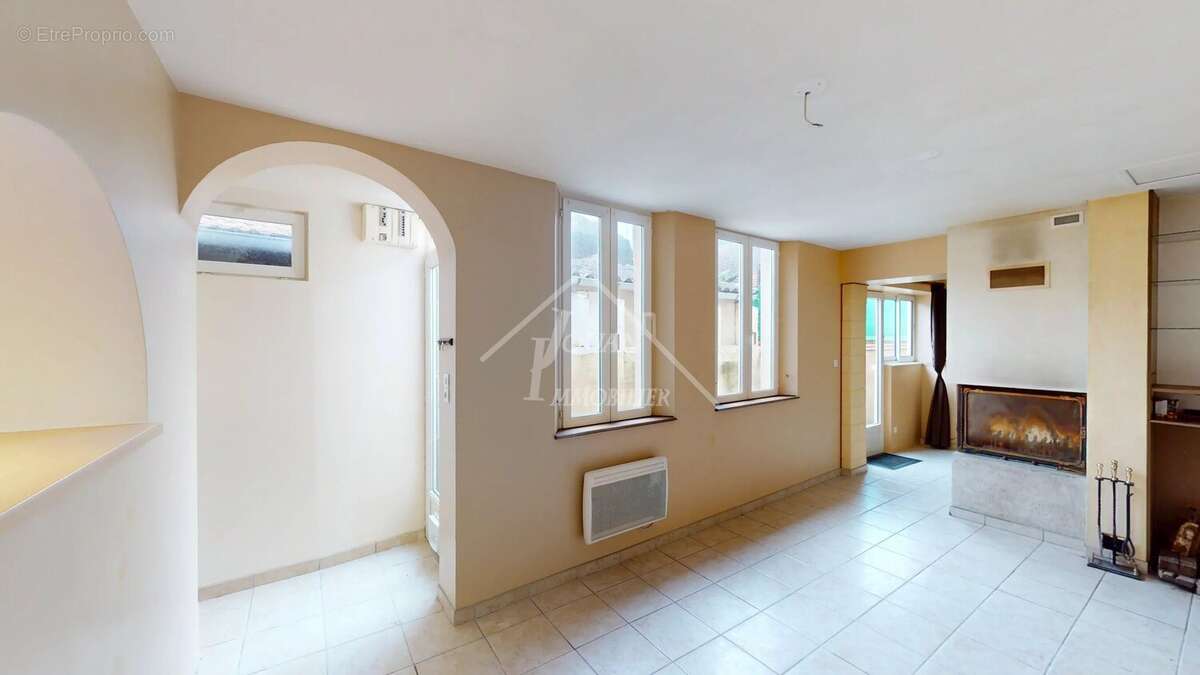 Appartement à SAINT-MENOUX