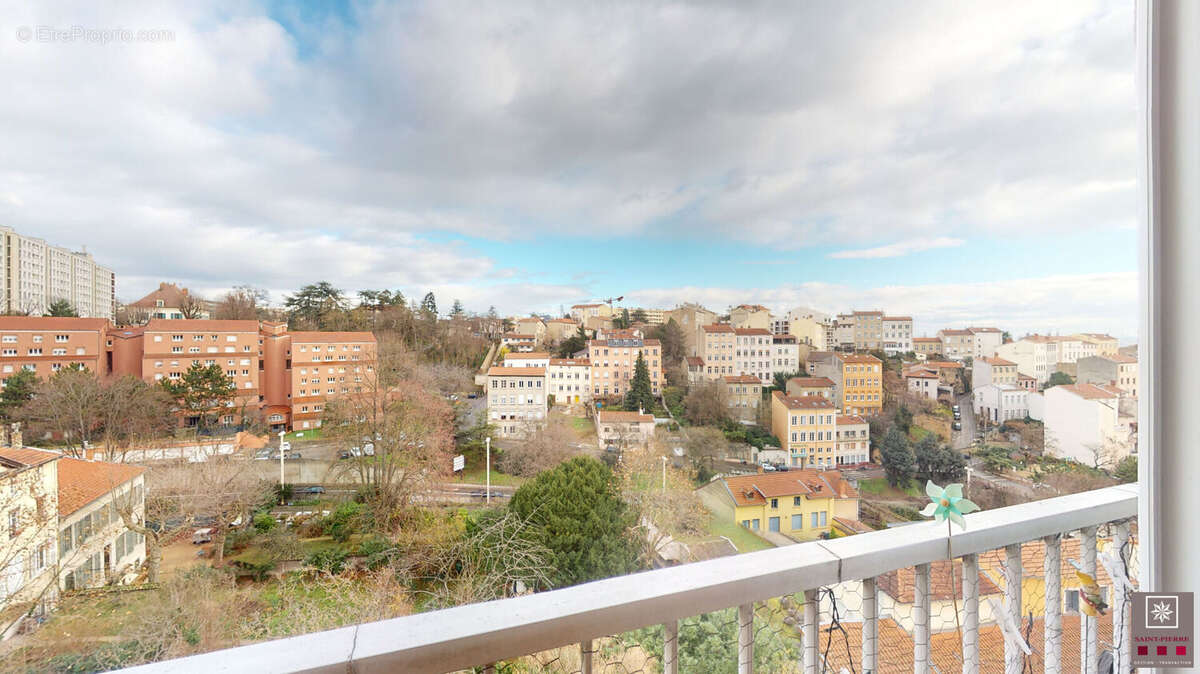 Appartement à LYON-4E