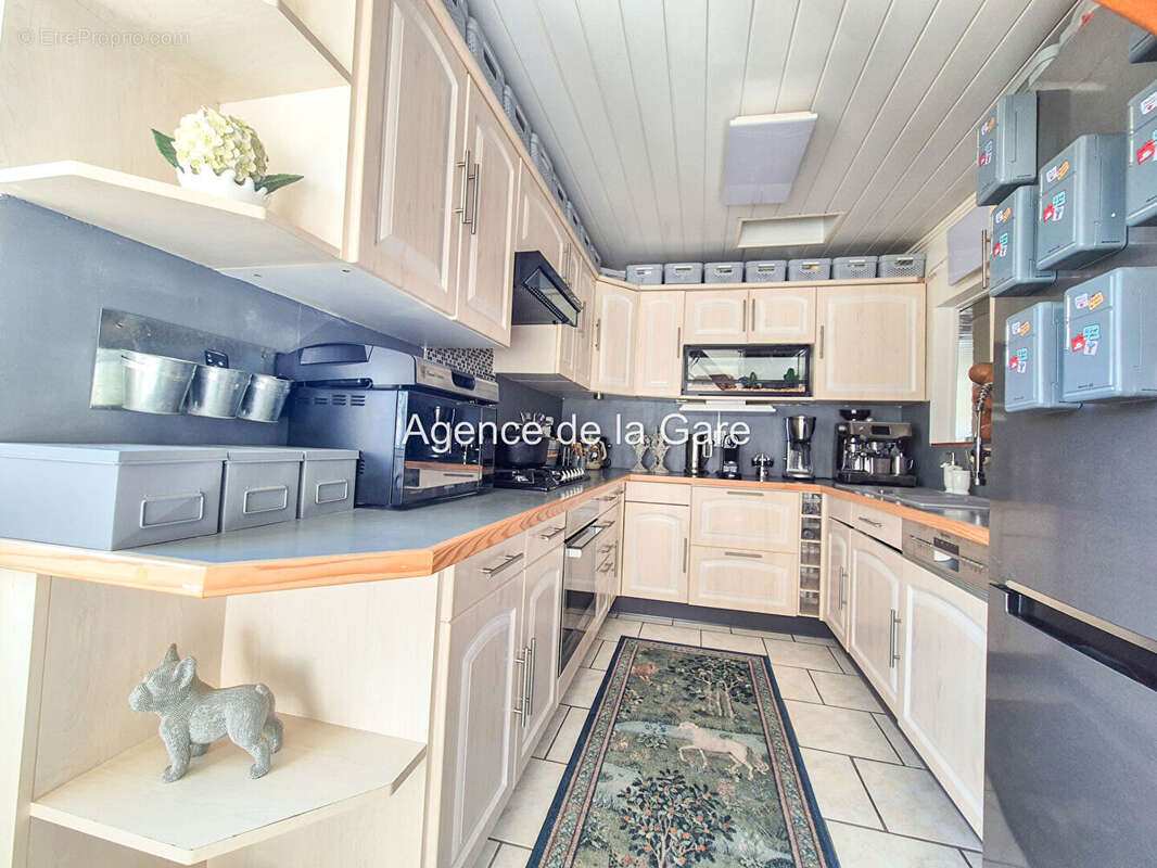 Maison à SARTROUVILLE