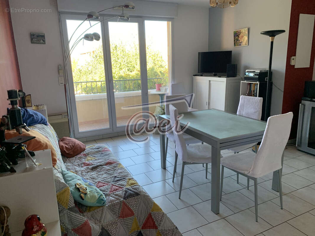 Appartement à SAINT-MAXIMIN-LA-SAINTE-BAUME