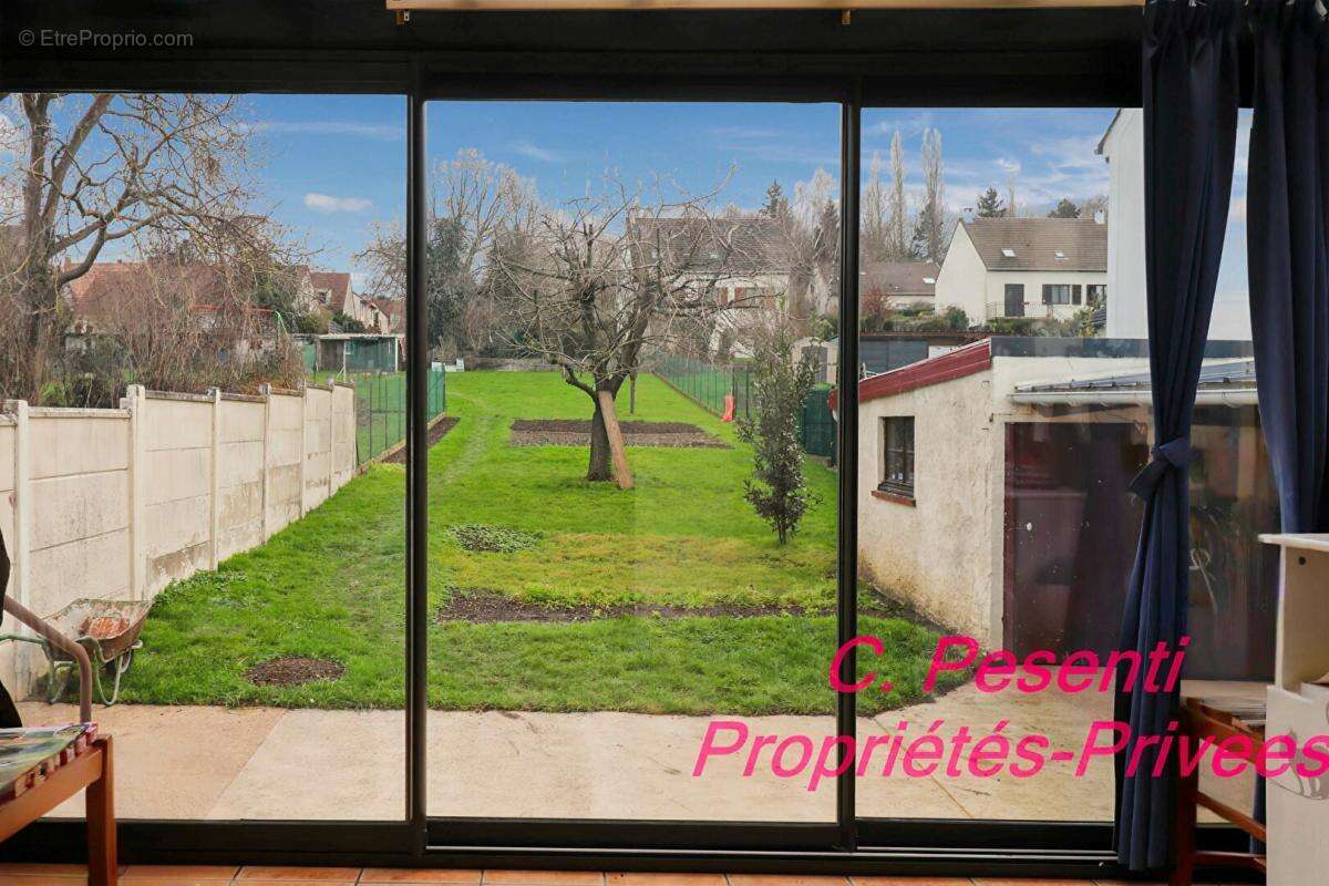 Maison à LAGNY-SUR-MARNE