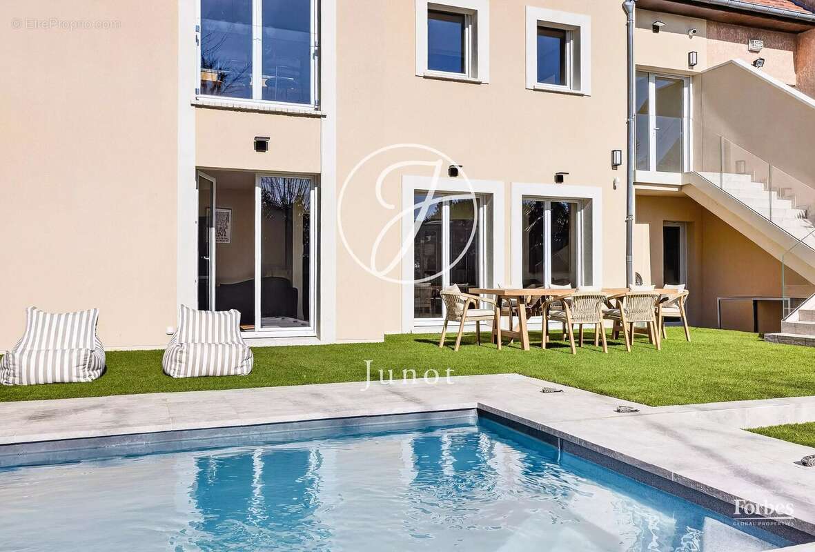 Maison à ROCQUENCOURT