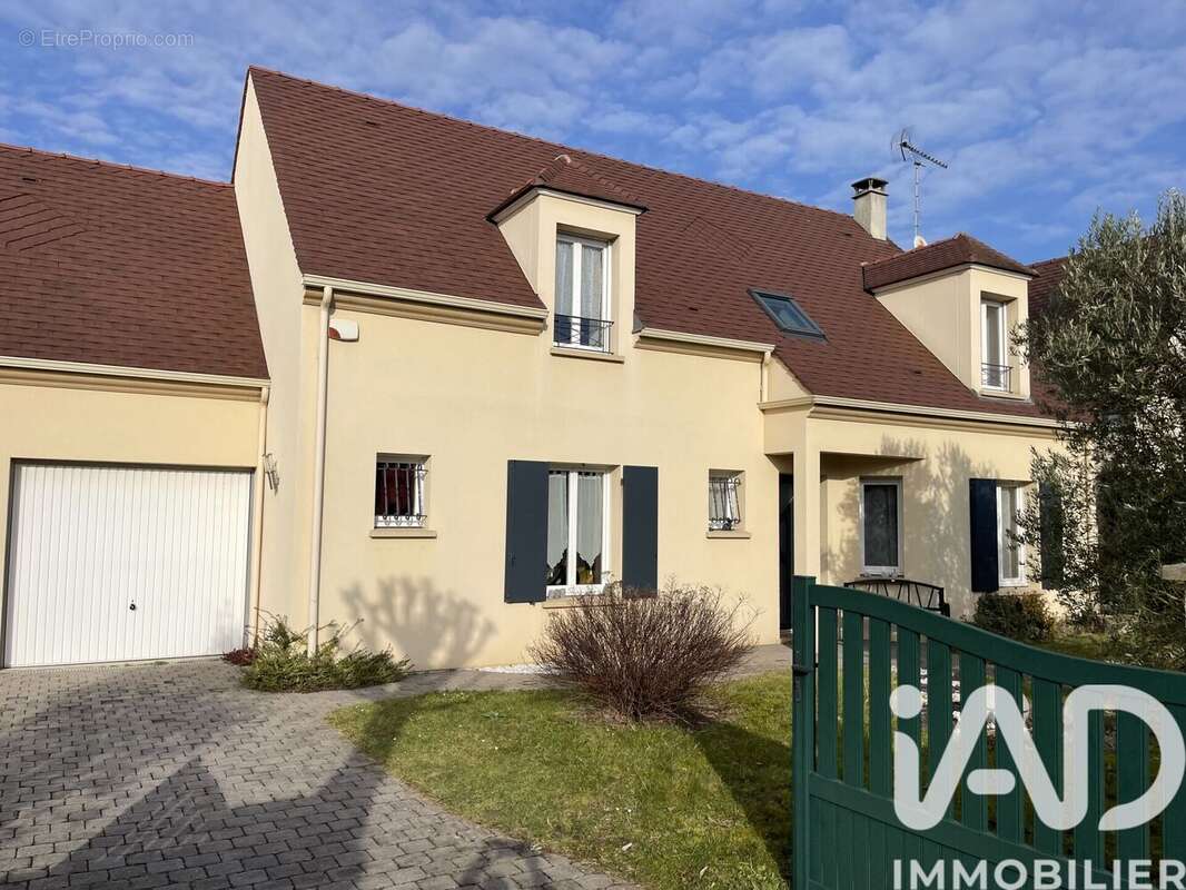 Photo 2 - Maison à ESBLY